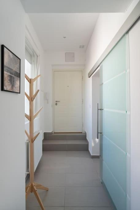 Grosse Terrasse, Klimaanlage Und U-Bahn Naehe Apartment Vienna Luaran gambar