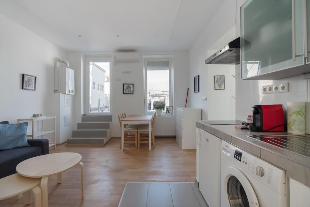 Grosse Terrasse, Klimaanlage Und U-Bahn Naehe Apartment Vienna Luaran gambar